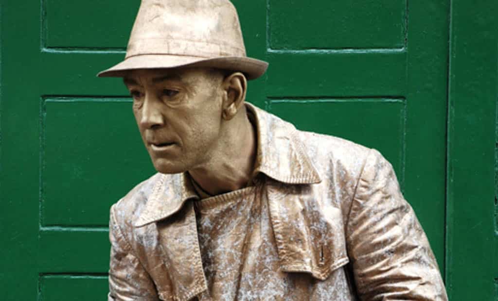 statue vivante